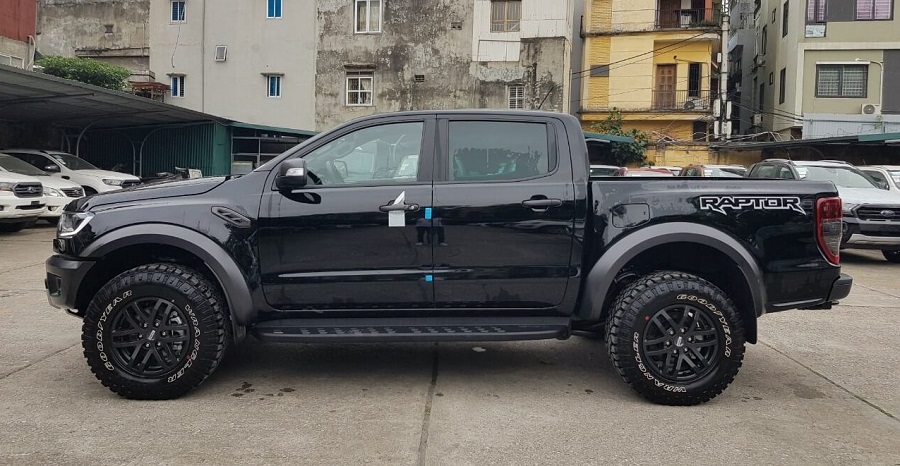 Ford Ranger Raptor Màu Đen 2021 Tại Ford Hà Đông