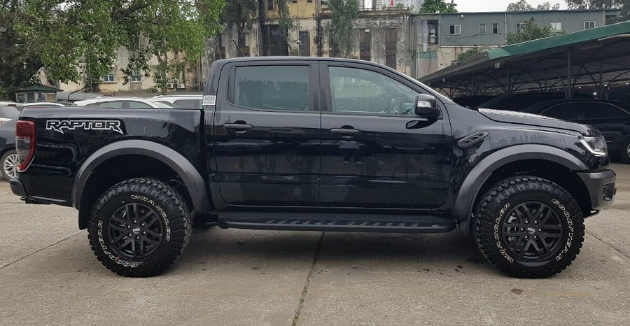 Ford Ranger Raptor Màu Đen 2021 Tại Ford Hà Đông