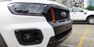 Đầu Xe Ford Ranger Wildtrak 2021 2022 màu trắng tại Ford Hà Đông