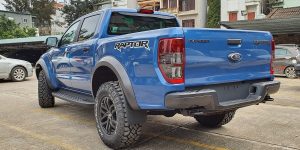 Đuôi xe Ford ranger Raptor 2022 màu xanh mới